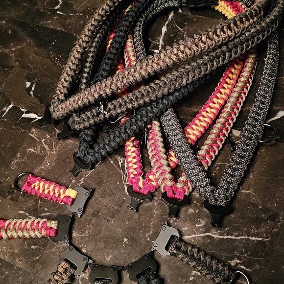 Paracord lanyards for badge/IDs - Picture 2 of 10